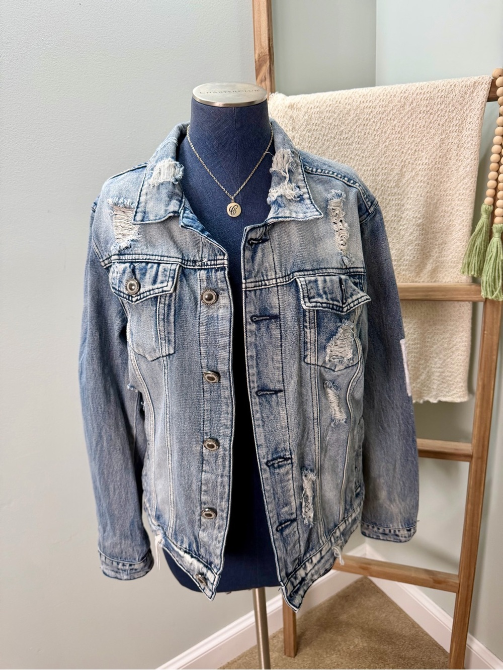 Ohio State University Buckeyes Denim Jean Jacket Size Medium